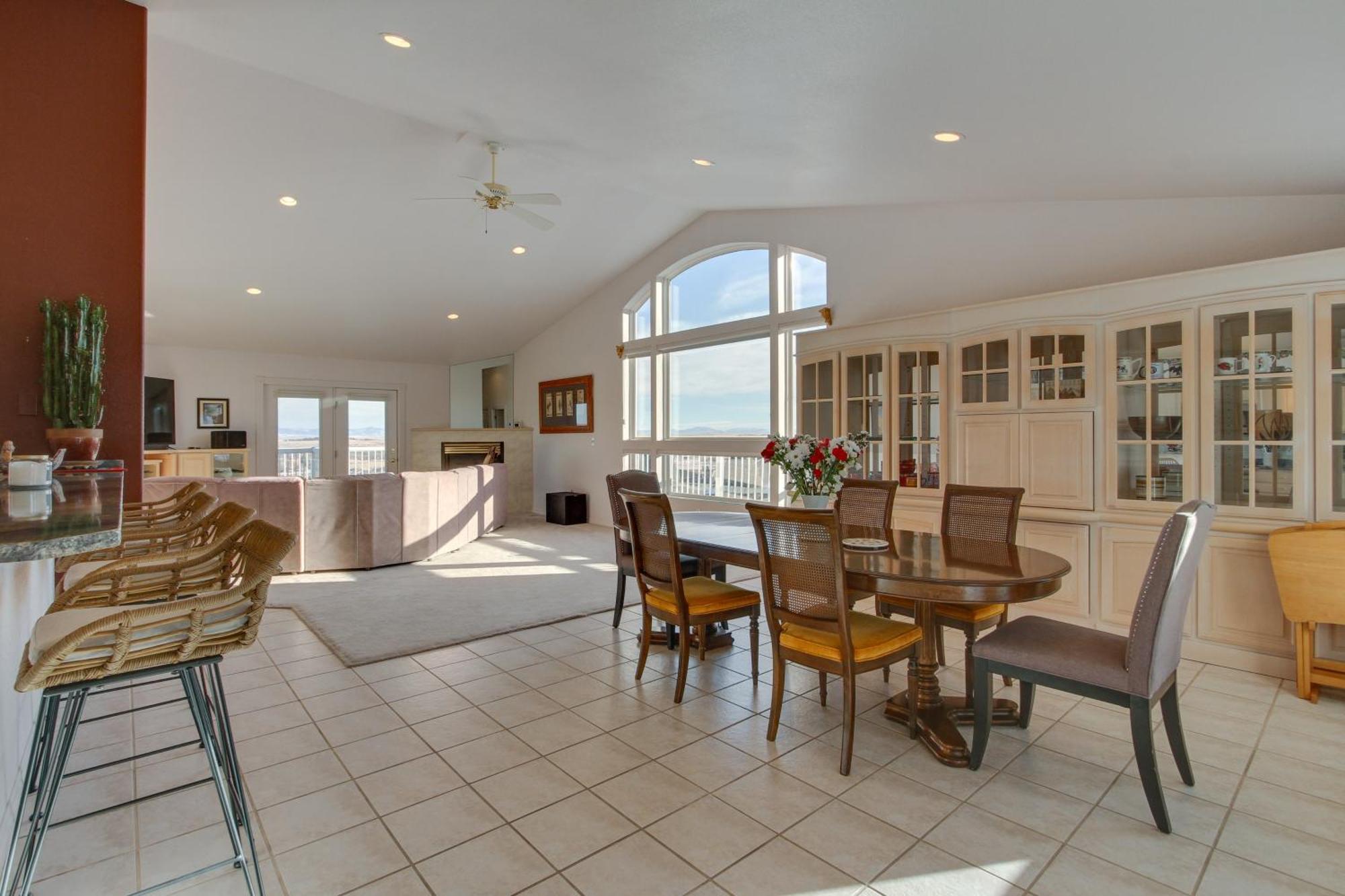 Inviting Great Falls Home With Wraparound Deck! Extérieur photo