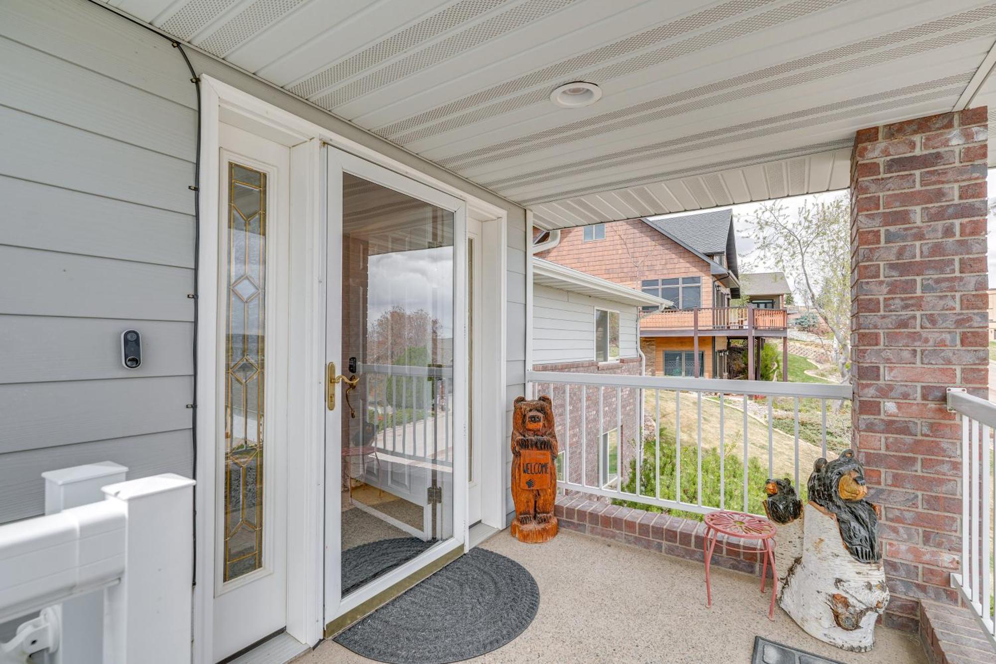 Inviting Great Falls Home With Wraparound Deck! Extérieur photo