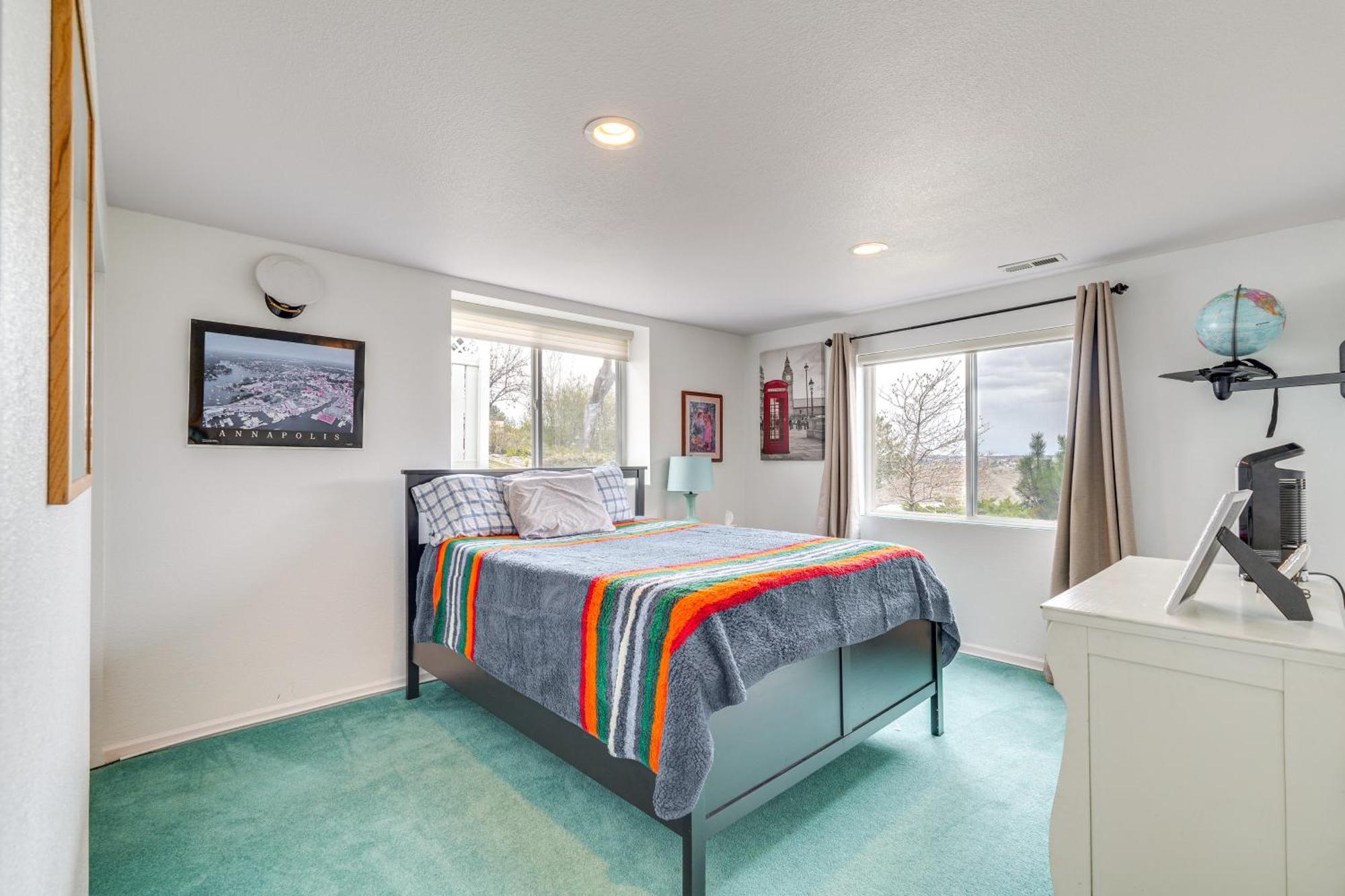 Inviting Great Falls Home With Wraparound Deck! Extérieur photo