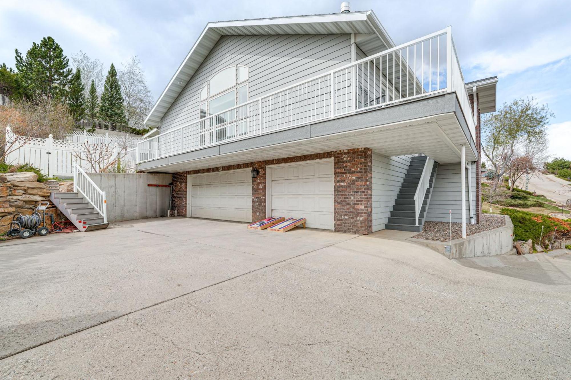 Inviting Great Falls Home With Wraparound Deck! Extérieur photo